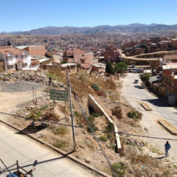 ABANDONADO. Una parte de este terreno de ms de 1.000 metros cuadrados habra sido loteado, por ello, la Alcalda no puede ejecutar ningn proyecto para el barrio.