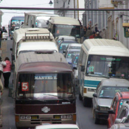 CONGESTIN. En la ciudad se evidencia grandes problemas en el trfico.