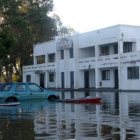 ANEGADO. Un edificio de la provincia Misiones.