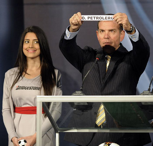 Una imagen del sorteo de la Copa Sudamericana 2013 realizado ayer, en Buenos Aires.