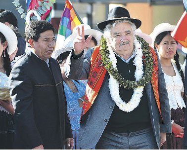 RESPALDO. Jos Mujica, Presidente de Uruguay, a su llegada a Cochabamba, ayer.