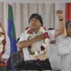 POSTURA. El presidente Evo Morales hizo ayer el anuncio en una población de Oruro.