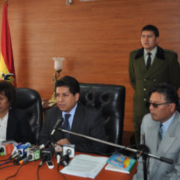 SENTENCIA. Magistrados del TCP durante la conferencia de prensa ayer.