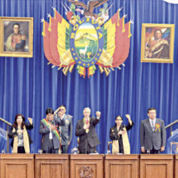 ACTO. La sesin de la Asamblea Plurinacional en 2012 se realiz en Oruro.