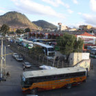 CONFLICTIVO. La actual Terminal de Buses est saturada por buses y pasajeros.