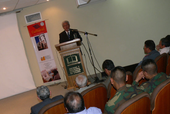 CONFERENCIA. El argentino Hctor Medina durante su ponencia.