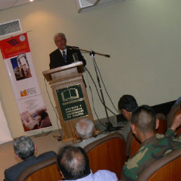 CONFERENCIA. El argentino Hctor Medina durante su ponencia.