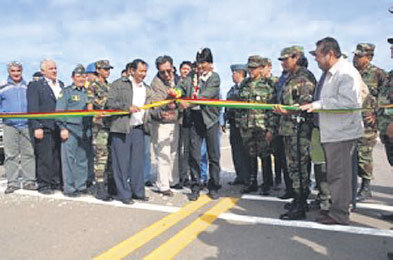 INAUGURACIN. Evo en la carretera.