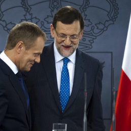 ROTUNDO. Mariano Rajoy, aqu reunido con el Primer Ministro polaco Donald Tusk, neg haber participado de una trama para evadir impuestos.