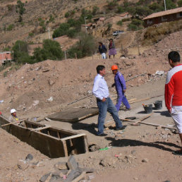 OBRA.La Municipalidad habilita un acceso hacia la calle Ingavi.