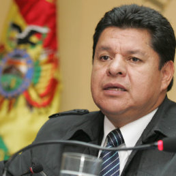 MINISTRO. Rubn Saavedra.