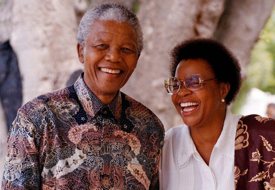 CELEBRACIN. Sudfrica declara da festivo por el 95 cumpleaos de Nelson Mandela, quien permanece en estado crtico en el hospital.