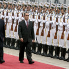 VISITA. Jorge Arreaza durante su encuentro con autoridades chinas.