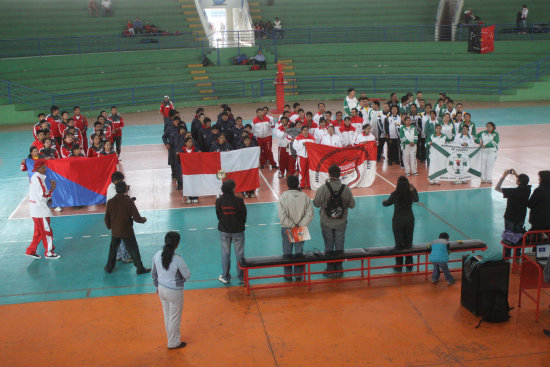 Ayer se inaugur el certamen nacional en el coliseo Jorge Revilla Aldana.