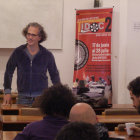 CHARLA. Juan Carlos Valdivia, durante el taller de formacin en la Universidad Andina.