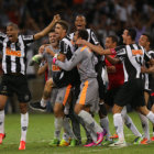 Los jugadores de Atltico Mineiro celebran el triunfo y la adjudicacin, por primera vez, del ttulo de la Copa Libertadores.