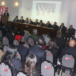 CAINCO. El directorio durante el acto de inauguracin del centro empresarial.