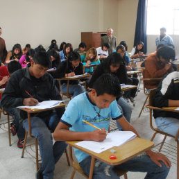 REGRESO. Estudiantes en clases.