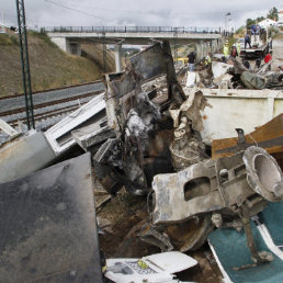 CAUSAS. El accidente de Santiago todava sigue bajo investigacin judicial.