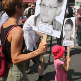 ASILO. Snowden espera en Mosc.