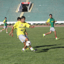 El equipo estudiantil cerr sus entrenamientos el jueves, en el estadio Patria de Sucre.