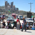 MOVILIZACIN: Los dirigentes de los barrios del Distrito 2 decidieron bloquear la carretera a Cochabamba y Santa Cruz.