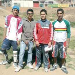 Los cuatro pilotos chuquisaqueos que participarn del primer campeonato selectivo para los Juegos Bolivarianos de Trujillo (Peru).