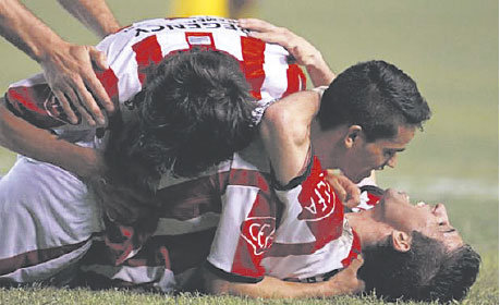 La celebracin del cuadro uruguayo en el partido de ida de esta llave de la Copa Sudamericana.