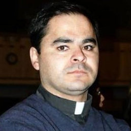 JUSTICIA. El sacerdote fue entregado a Migraciones en EEUU para su deportacin.