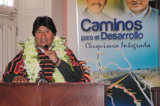 DISCURSO. El presidente Evo Morales durante su alocucin ayer, en Sucre.