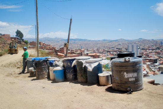 ESCASEZ. Es poca de estiaje y la fuente de agua de Cajamarca disminuy su caudal en un 50%; el efecto se siente en las zonas altas.