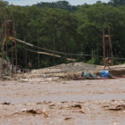 LLUVIA. Producto de la intensa precipitacin pluvial cada ayer, en la Capital oriental, diez dragueros quedaron aislados en islotes.