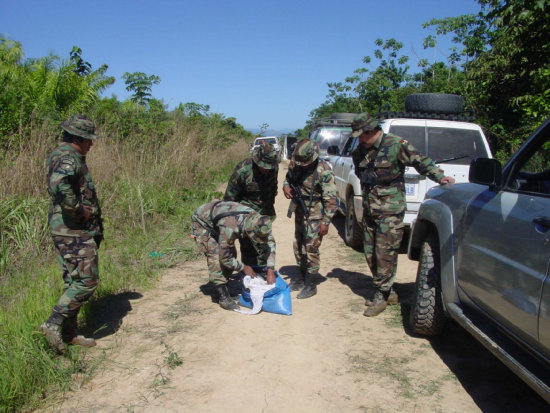 MECANISMOS. Los narcotraficantes se ingenian para comercializar la droga.