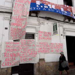 MEDIDA. Los estudiantes buncan respuesta.