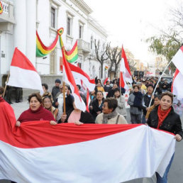 PROTESTA. La marcha cvica realizada ayer en la ciudad de Tarija.