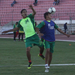 Elmer Ferrufino (i) ser una de las novedades en el onceno que recibir este domingo a Real Potos.