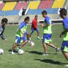 Universitario cerr entrenamientos ayer, en el estadio Patria, de cara al partido de hoy, frente a Real Potos.