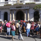 PROTESTA. Los paps en plaza 25 de Mayo.