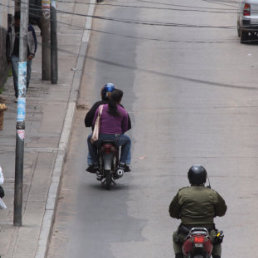 DUDAS. Las motocicletas de la Polica circulan con placas no registradas en el RUAT.