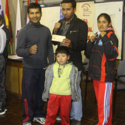 Jos Luis Alfaro (c), de boxeo.