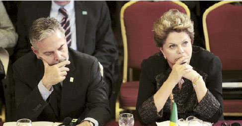 Decisin. El hasta ayer canciller Antonio Patriota y la presidenta brasilea, Dilma Rousseff.