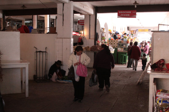 NECESIDAD. El Mercado Central requiere refaccin, pero hace 15 aos no se hace nada.