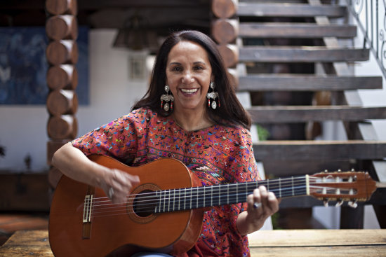 ARTISTA. La cantautora Jenny Crdenas se presentar el prximo viernes.