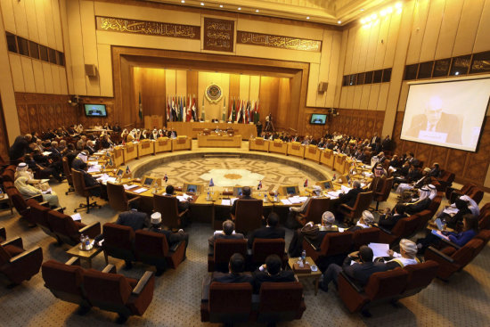 REUNIN. Delegados de los pases rabes durante la cumbre en la que discutieron la situacin en Siria y las consecuencias para la regin.