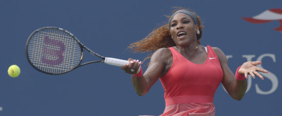 La tenista norteamericana Serena Williams super a su compatriota Sloane Stephens y avanz a los cuartos de final del US Open.