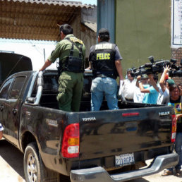 REQUISA. En el operativo sorpresa participaron policas y fiscales .