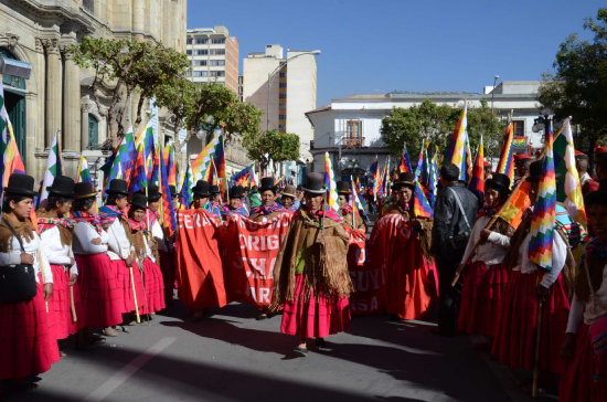 Desfile. En la plaza Murillo de La Paz.