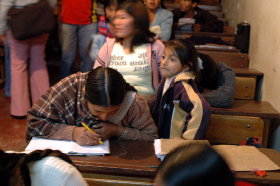 EDUCACIN. A pesar de la erradicacin, Chuquisaca es el departamento con ms analfabetas.