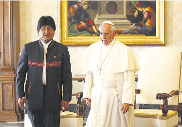 ENCUENTRO. El presidente Evo Morales visit al papa Francisco, el viernes.