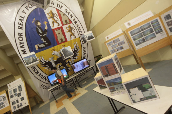 STAND. Universidad San Francisco Xavier.